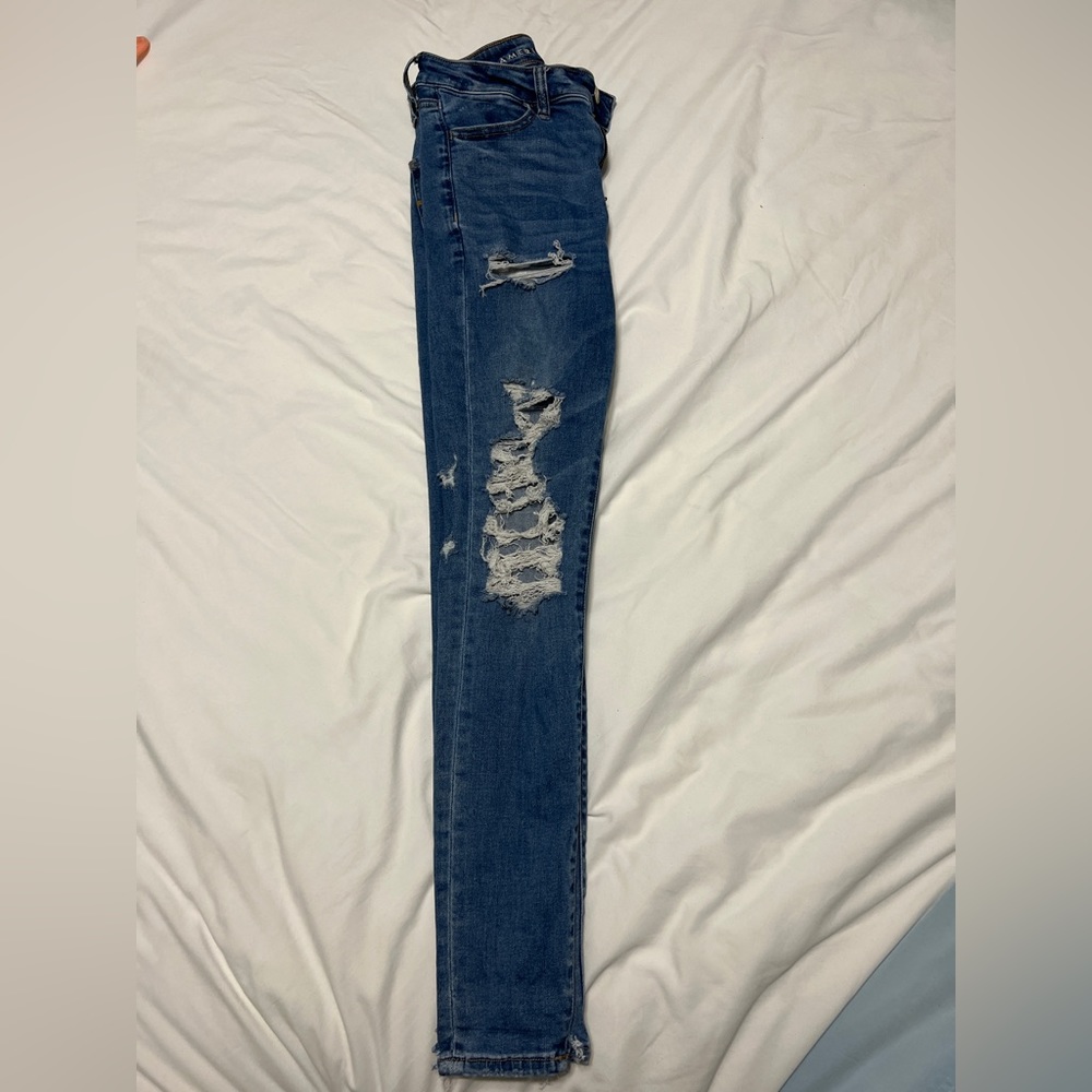 American Eagle Super Hi-Rise Jegging.